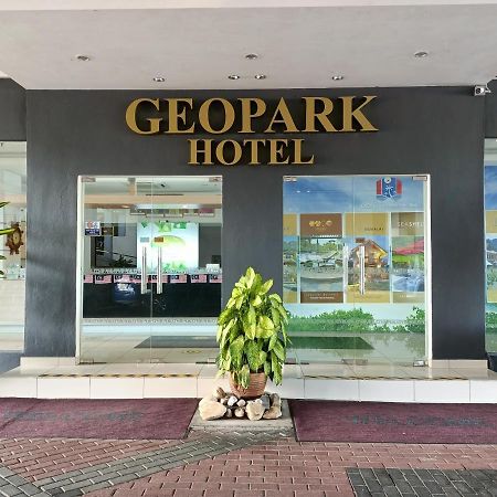 Geopark Hotel Kuah Langkawi Exterior photo
