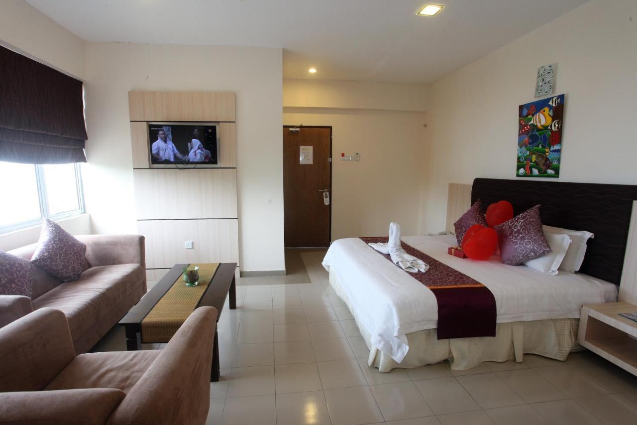 Geopark Hotel Kuah Langkawi Exterior photo